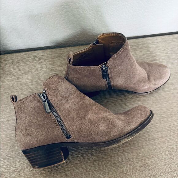 Lucky Brand Tan Taupe Suede Leather Ankle Boots Booties 7M - Picture 2 of 6